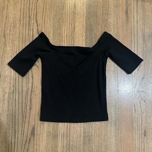 Good American Black Crop Top-Size 2